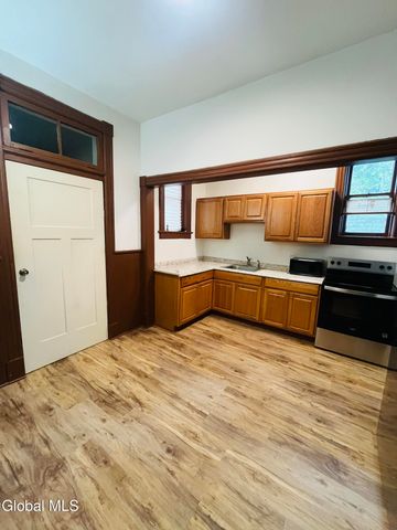 391 Orange Street, Albany, NY 12206