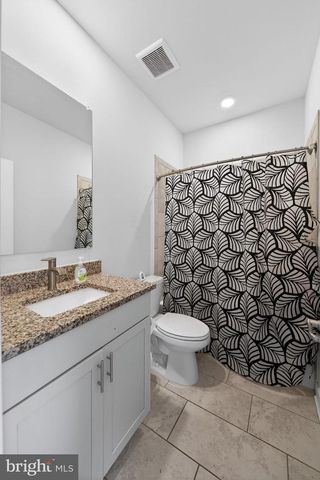 11451 OSCAR WILDE CT, White Plains, MD 20695