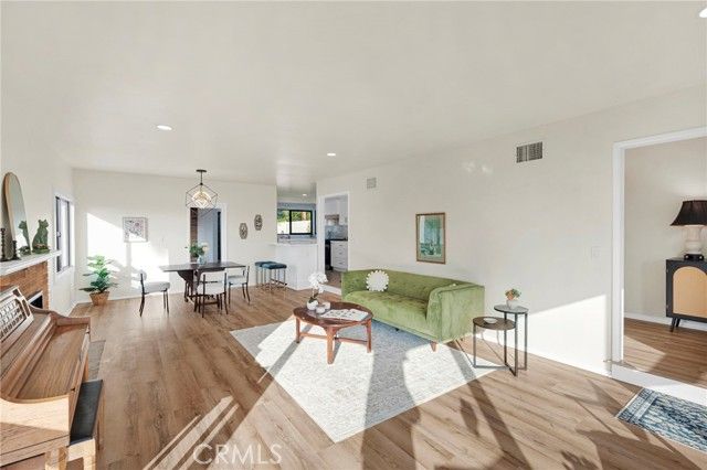 195 Anita Drive, Pasadena, CA 91105