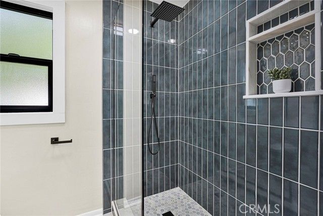 195 Anita Drive, Pasadena, CA 91105