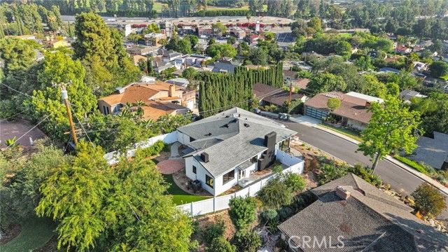 195 Anita Drive, Pasadena, CA 91105