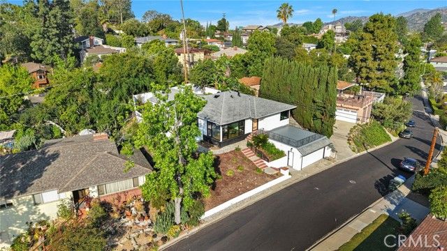 195 Anita Drive, Pasadena, CA 91105