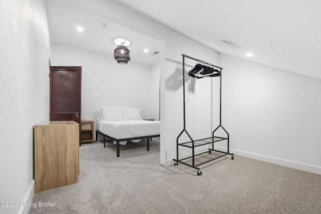 66 Lawson Ln, Shelbyville, KY 40065