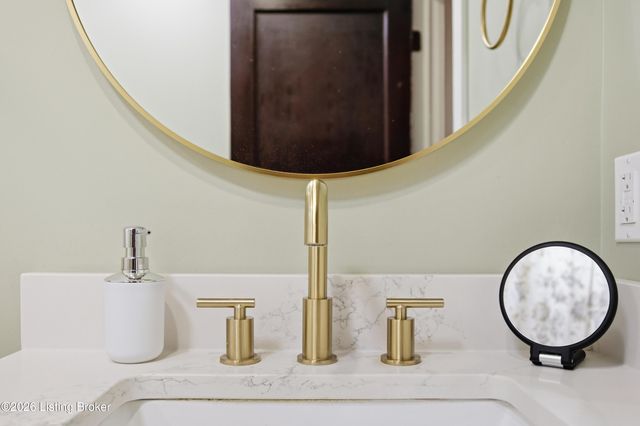 66 Lawson Ln, Shelbyville, KY 40065