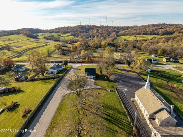 66 Lawson Ln, Shelbyville, KY 40065