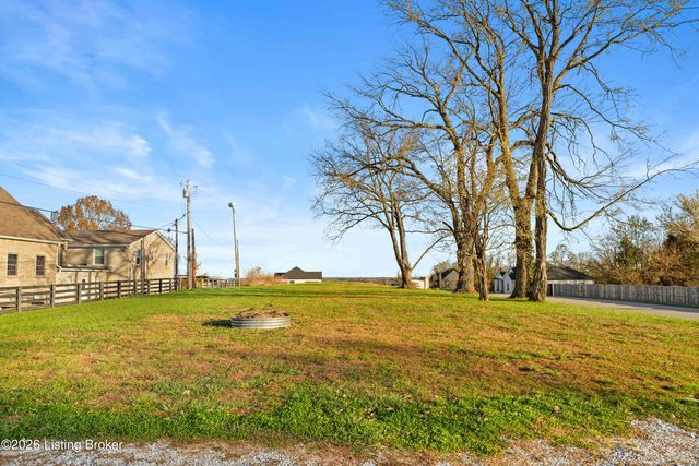 66 Lawson Ln, Shelbyville, KY 40065