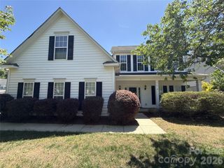 2140 Pineapple Court, Matthews, NC 28105