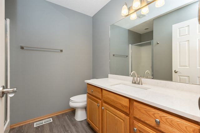 6511 NW 93rd Street, Johnston, IA 50131