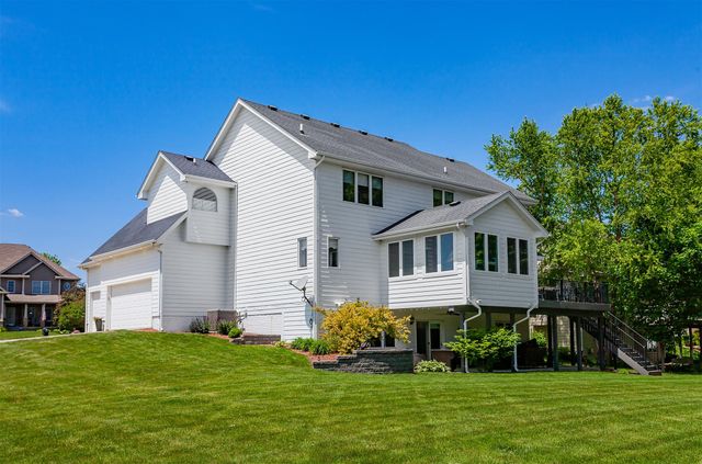 6511 NW 93rd Street, Johnston, IA 50131