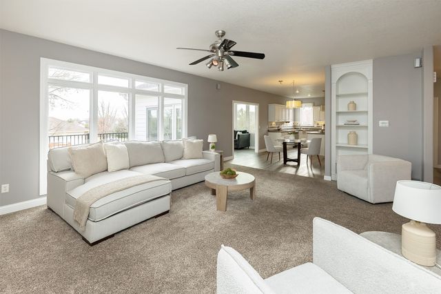 6511 NW 93rd Street, Johnston, IA 50131