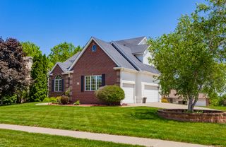 6511 NW 93rd Street, Johnston, IA 50131