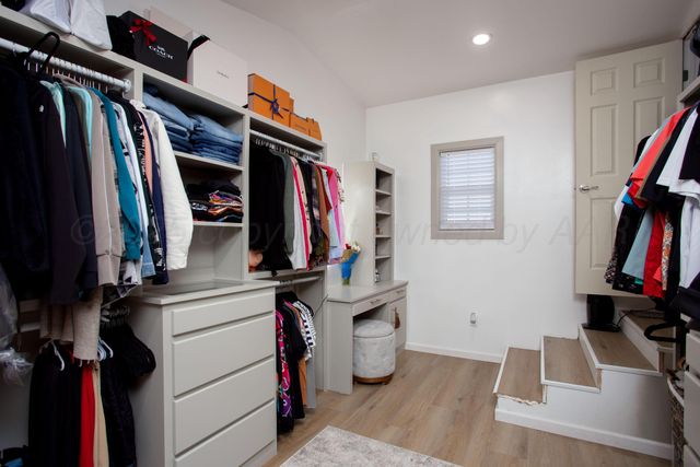 1208 SKYLINE Drive, Amarillo, TX 79108