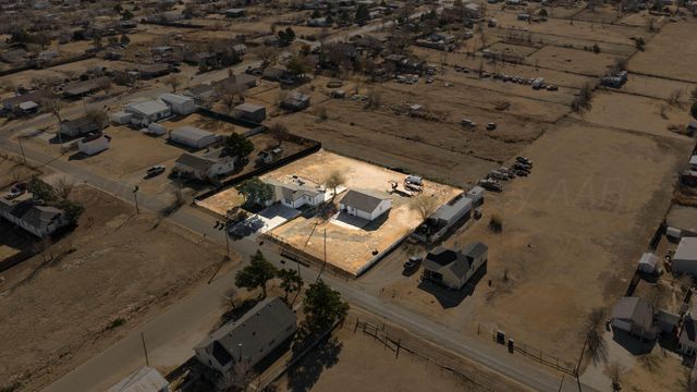 1208 SKYLINE Drive, Amarillo, TX 79108