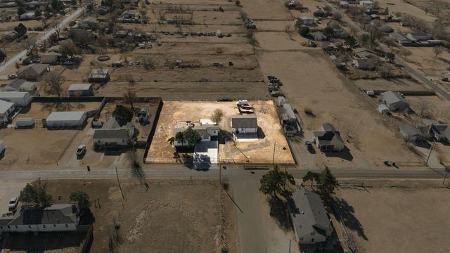 1208 SKYLINE Drive, Amarillo, TX 79108