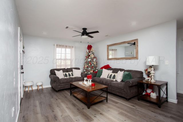 1208 SKYLINE Drive, Amarillo, TX 79108