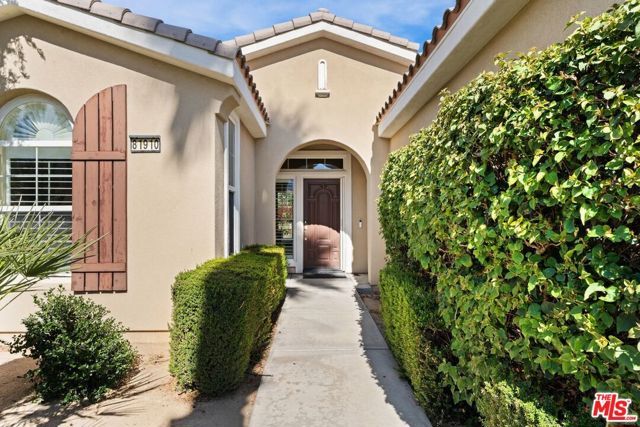 81910 Golden Star Way, La Quinta, CA 92253