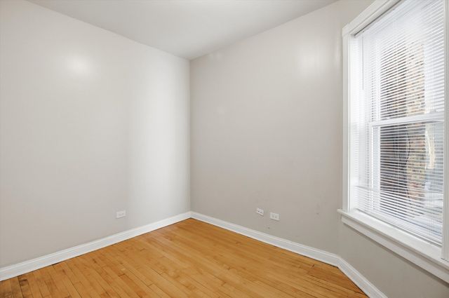 4245 W Monroe Street, Chicago, IL 60624