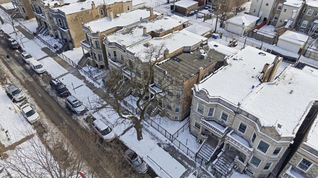 4245 W Monroe Street, Chicago, IL 60624