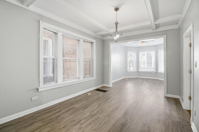 4245 W Monroe Street, Chicago, IL 60624