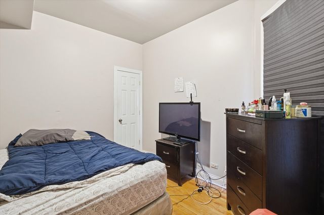 4245 W Monroe Street, Chicago, IL 60624