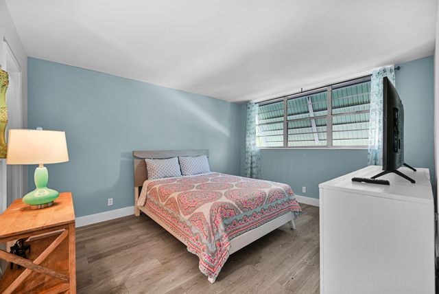 400 SE 10th Street 303, Deerfield Beach, FL 33441