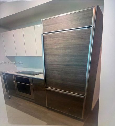 1100 S Miami Ave 2804, Miami, FL 33130