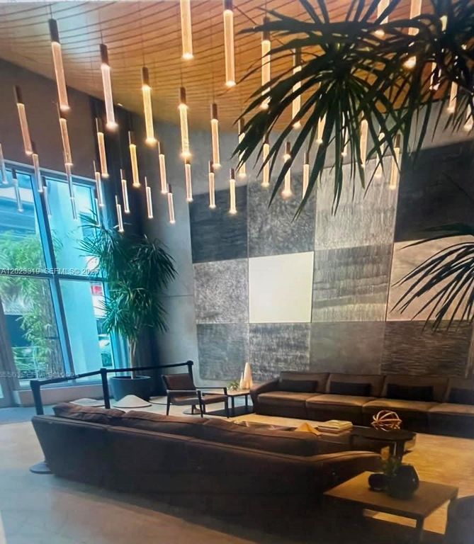 1100 S Miami Ave 2804, Miami, FL 33130