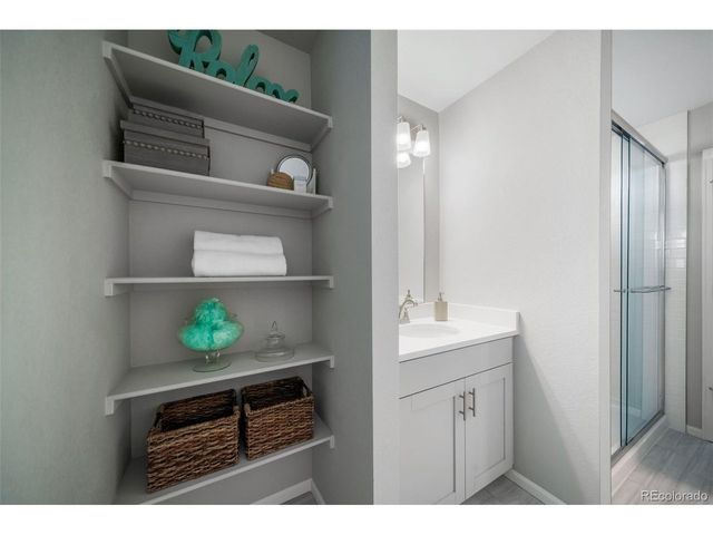 10052 Salem Ct, Commerce City, CO 80022
