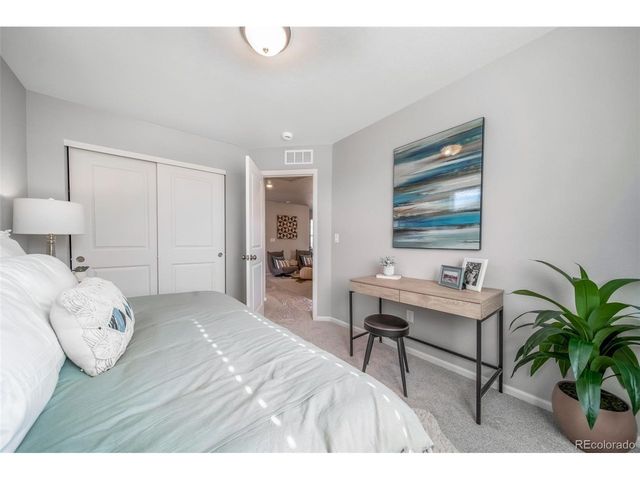 10052 Salem Ct, Commerce City, CO 80022