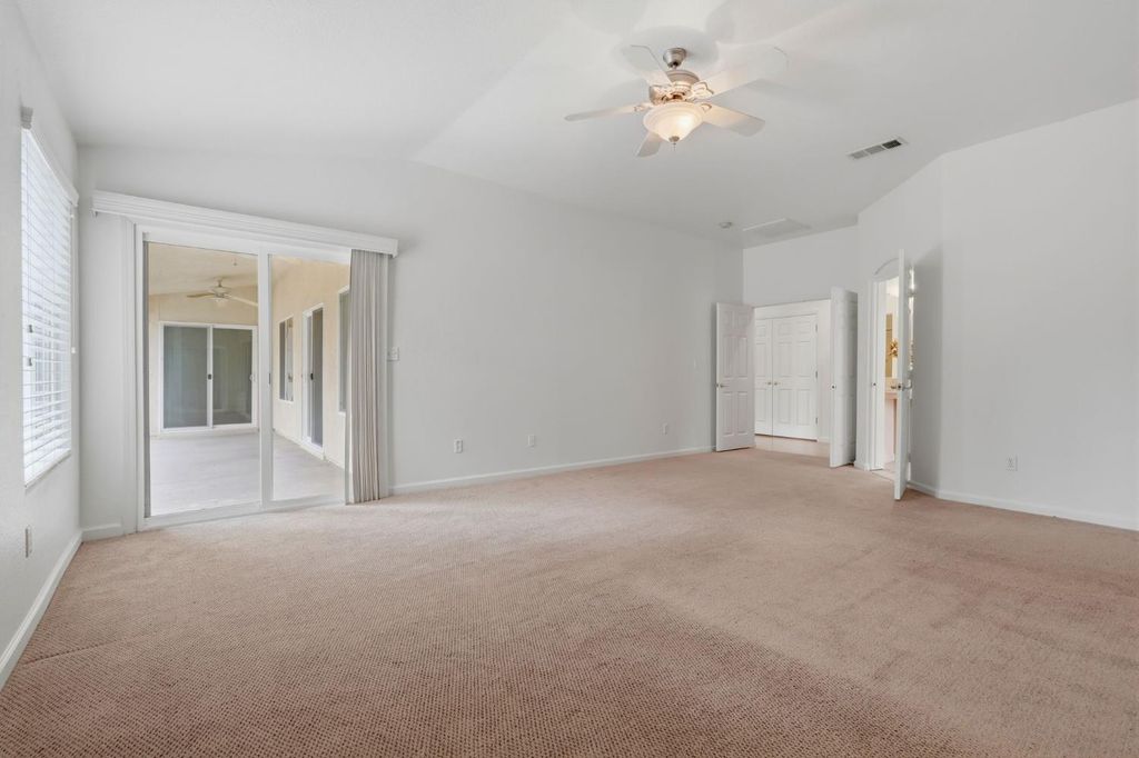Image 47 of property listing at 6111 W Pryor Avenue, Visalia, CA 93277