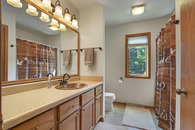 9225 160th AVENUE, Bristol, WI 53104