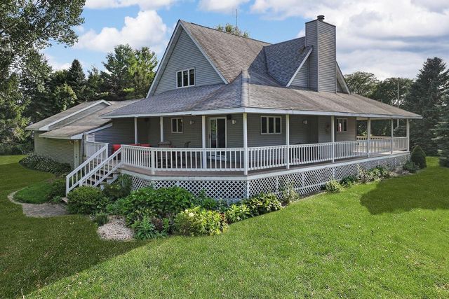 9225 160th AVENUE, Bristol, WI 53104