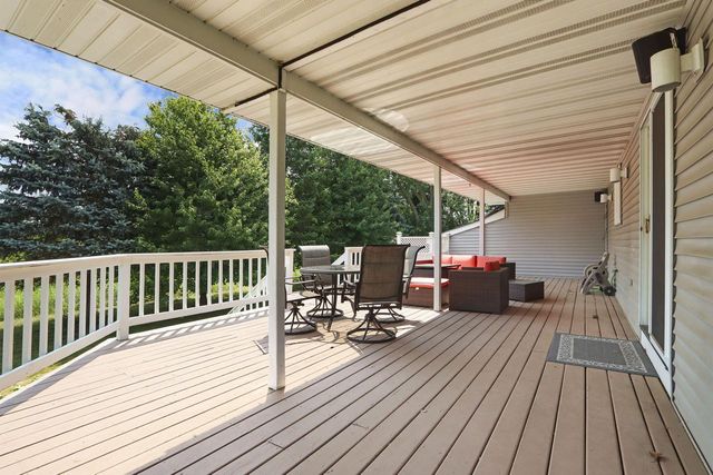 9225 160th AVENUE, Bristol, WI 53104