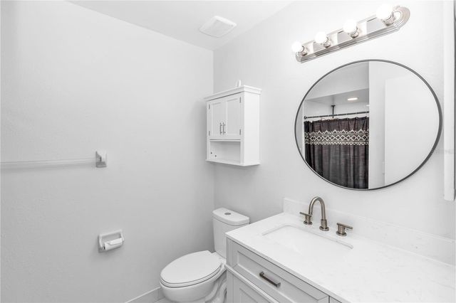 325 CHARLES AVENUE, Orange City, FL 32763