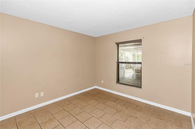 325 CHARLES AVENUE, Orange City, FL 32763