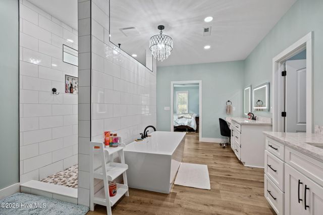 111 Blue Jay Way, Stella, NC 28582