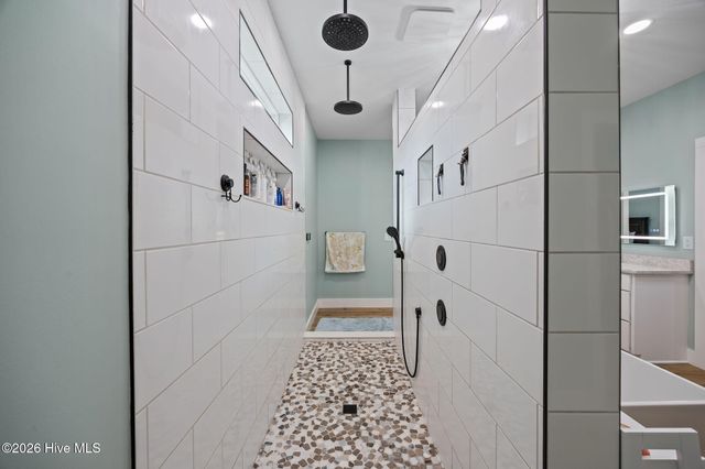 111 Blue Jay Way, Stella, NC 28582