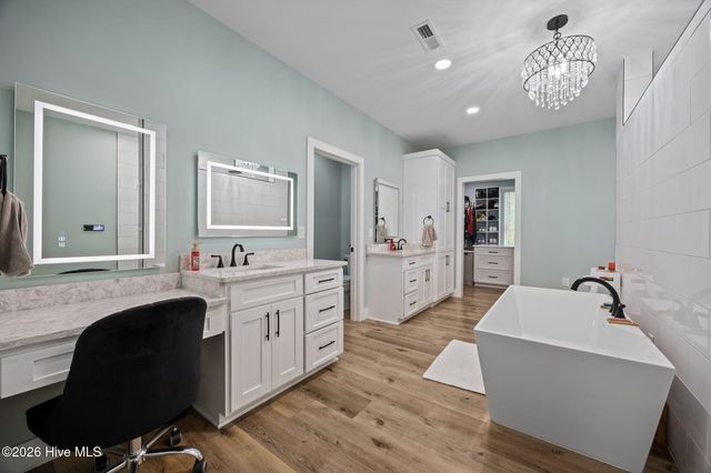 111 Blue Jay Way, Stella, NC 28582