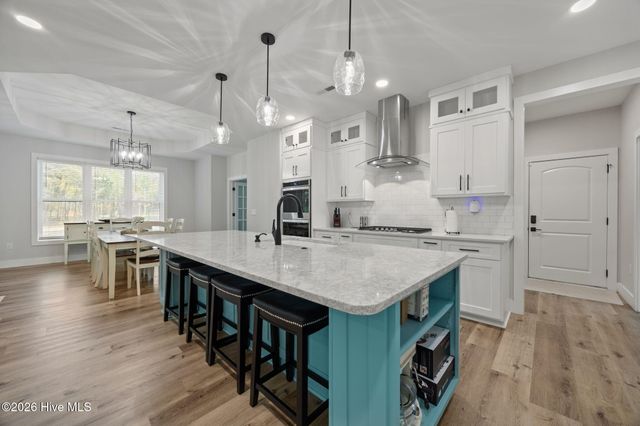 111 Blue Jay Way, Stella, NC 28582