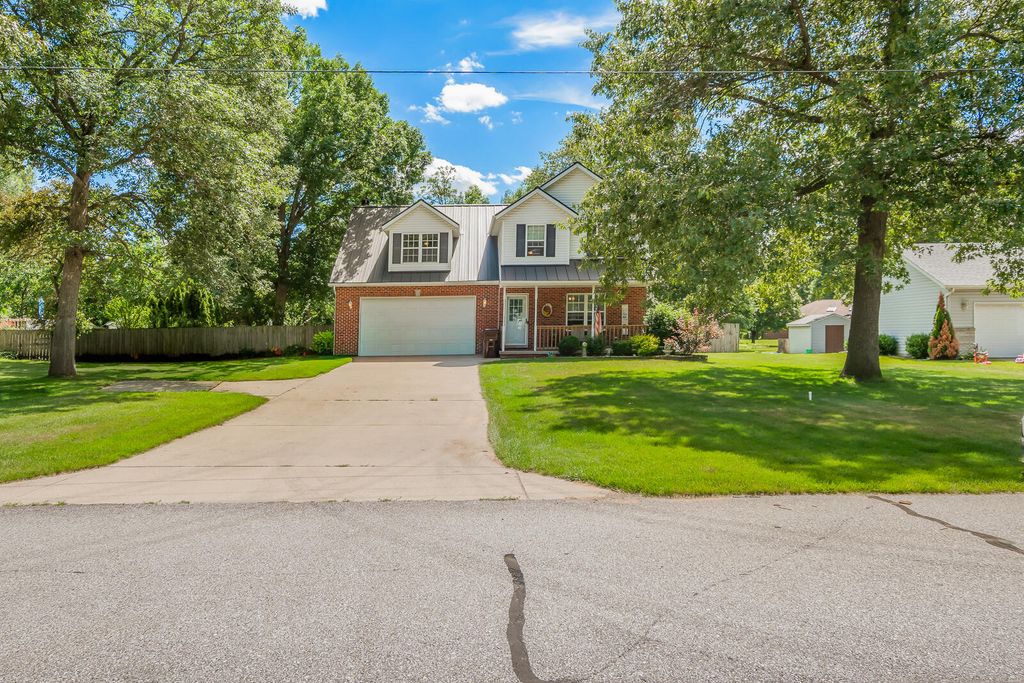 3789 Van Kley Drive, Wheatfield, IN 46392