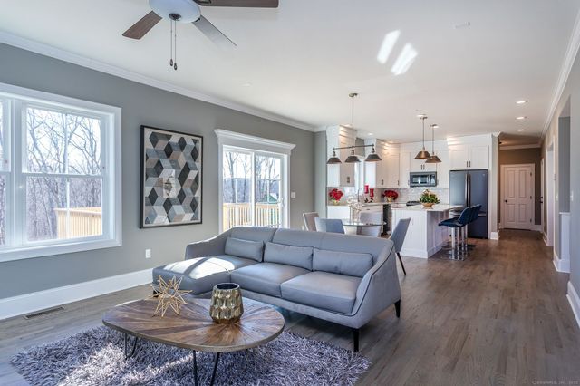 24 Deerwood Road, Oxford, CT 06478