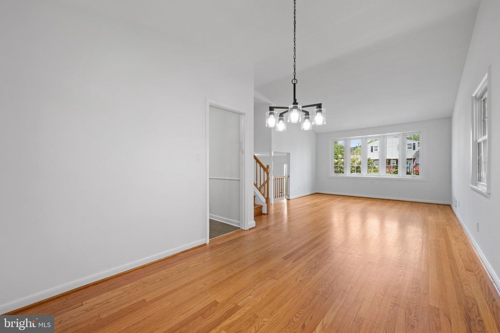 Image 21 of property listing at 1005 JAMIESON RD, Lutherville Timonium, MD 21093