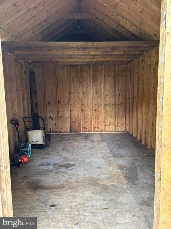 Image 39 of property listing at 1005 JAMIESON RD, Lutherville Timonium, MD 21093