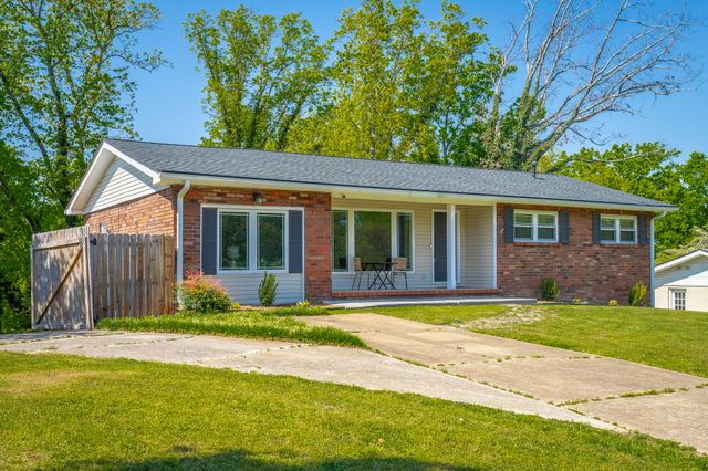 5829 Ragnar Drive, Hixson, TN 37343