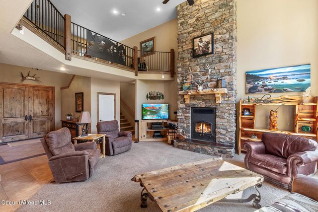 10938 W Twin Lakes RD, Rathdrum, ID 83858