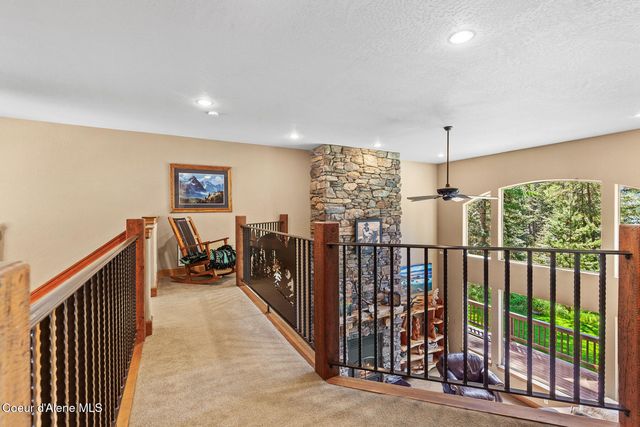 10938 W Twin Lakes RD, Rathdrum, ID 83858