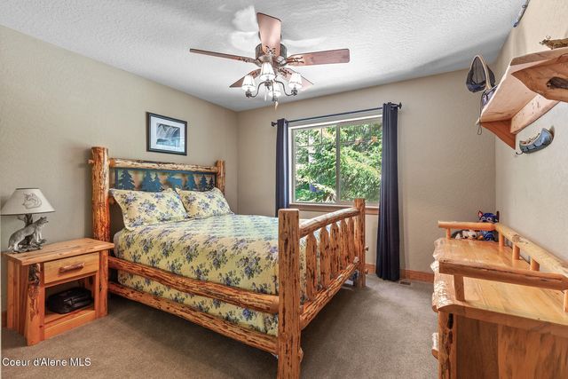 10938 W Twin Lakes RD, Rathdrum, ID 83858
