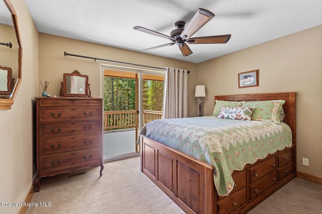 10938 W Twin Lakes RD, Rathdrum, ID 83858