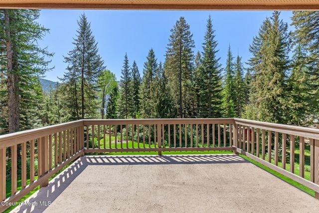 10938 W Twin Lakes RD, Rathdrum, ID 83858