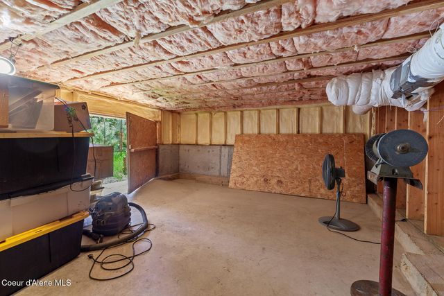 10938 W Twin Lakes RD, Rathdrum, ID 83858